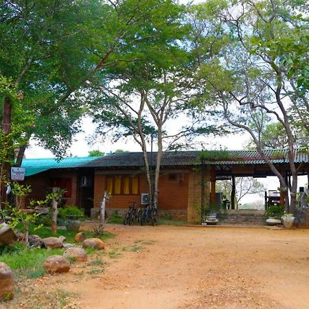 The Ibis - Wilpattu Villa Puttalam Bagian luar foto